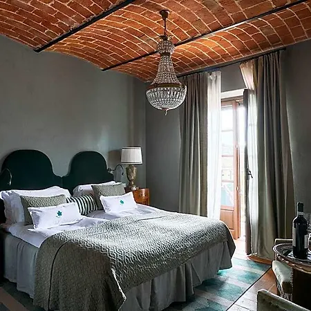 La Madonna Resort *