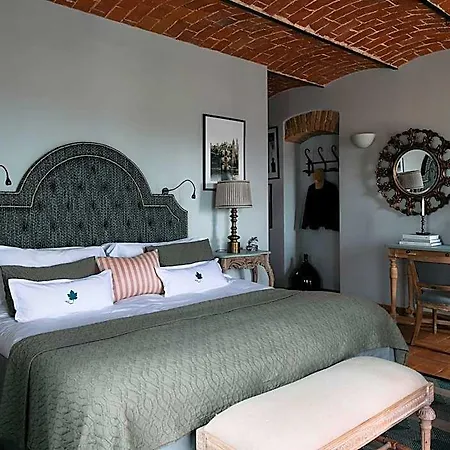 La Madonna Resort